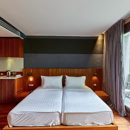 Luxx Langsuan Hotel - Sha Plus Bangkok Kültér fotó