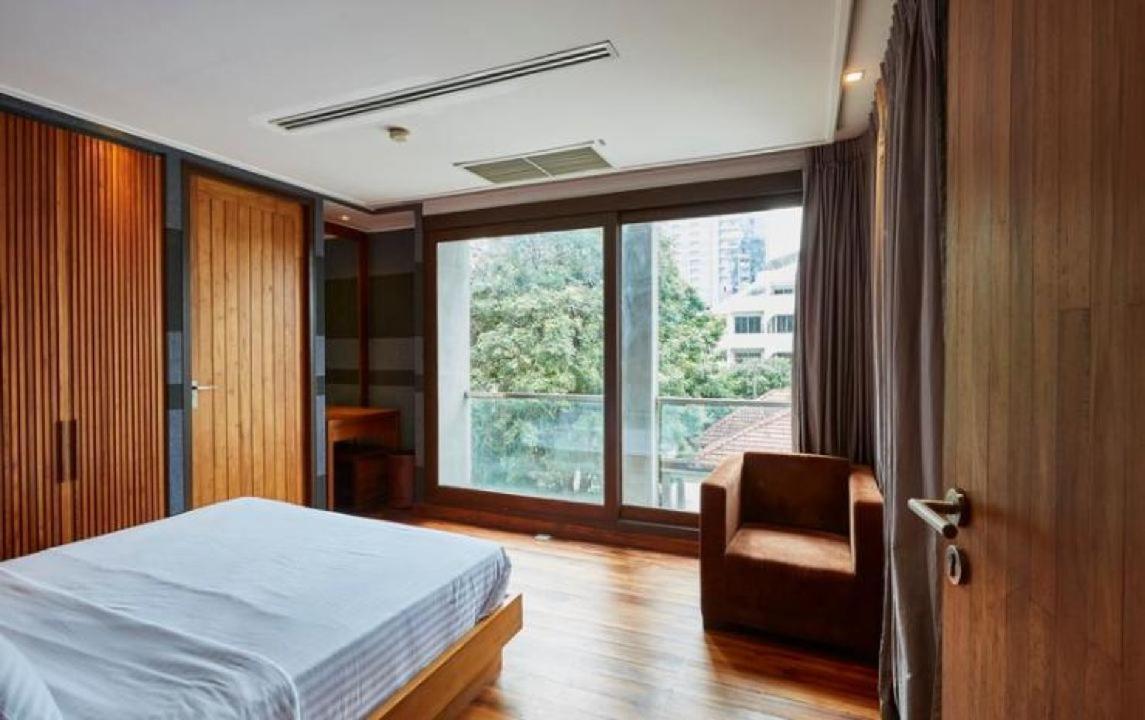 Luxx Langsuan Hotel - Sha Plus Bangkok Kültér fotó