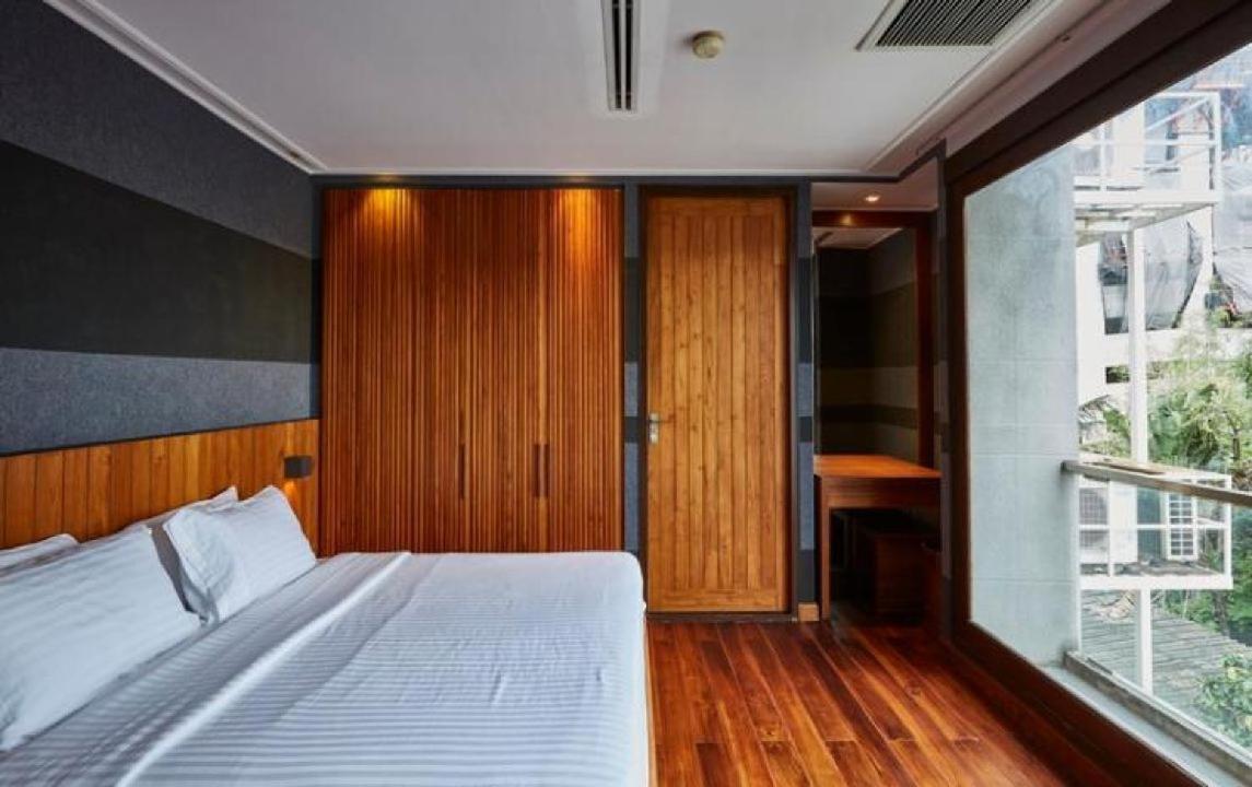 Luxx Langsuan Hotel - Sha Plus Bangkok Kültér fotó
